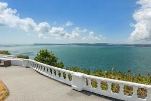 Overcrag, Rock End Avenue, Wellswood, Torquay TQ1 2DR