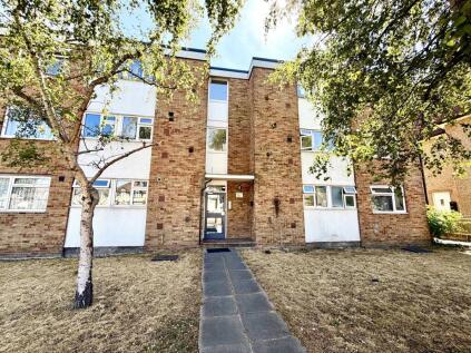 Tolworth Rise South, Surbiton, Surrey. KT5 9NN