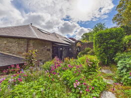 3, Plough Court, Penryn TR10 9AP