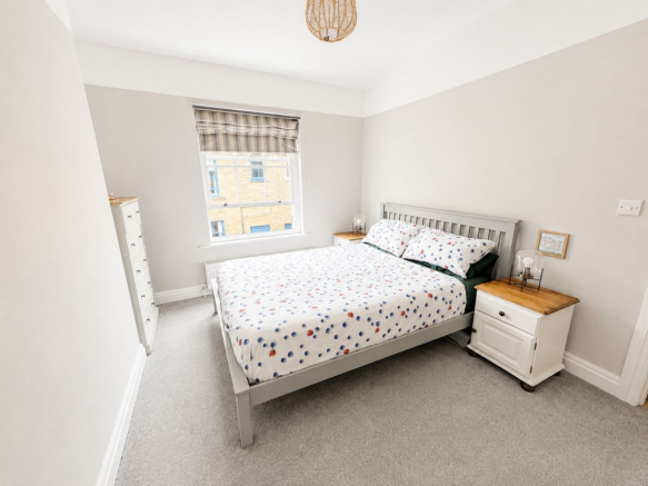 2 bed Terraced for sale Image 4