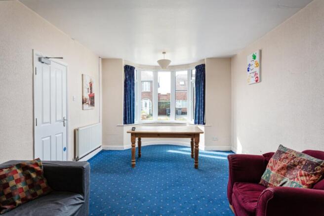 4 bed Semi-Detached for sale Image 5