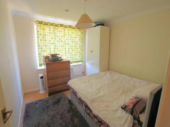 Bedroom 1.jpg