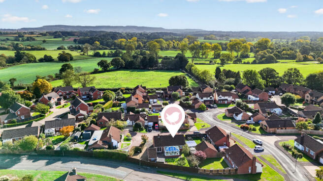 Pear Drive, Willand, Cullompton, Devon, EX15 2QS photo 3