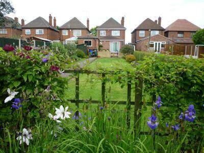 Outside Photo 6