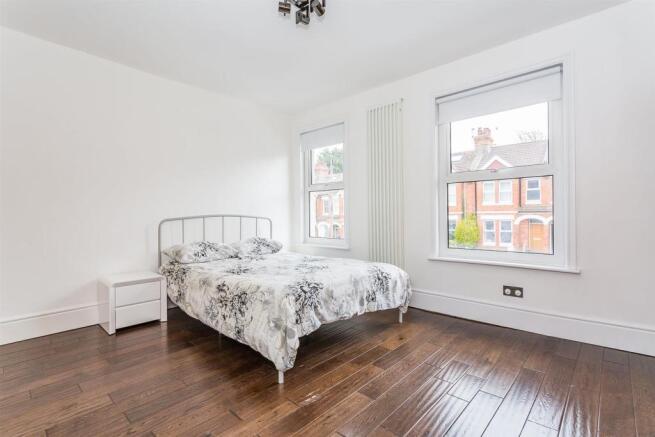 Bedroom 2 i.jpg