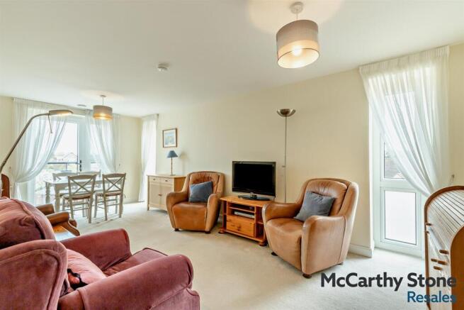 8687460-interior08-800.jpg