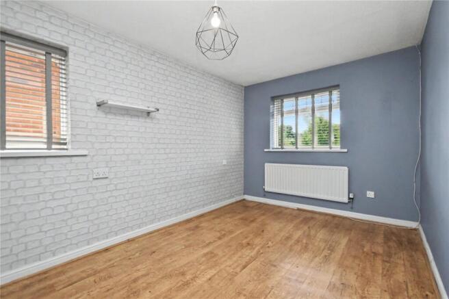 4 bed Detached for sale Image 7