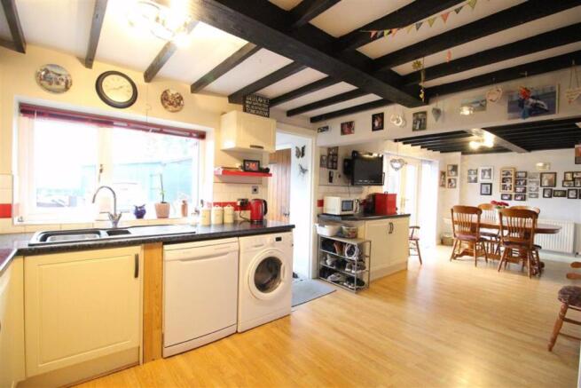 Second view of the kitchen