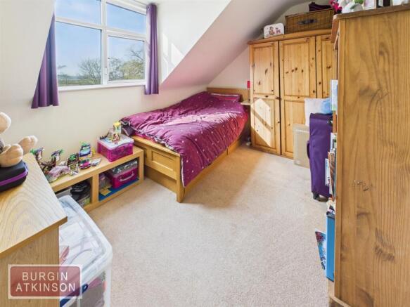 CAM01619G0-PR0106-STILL008.jpg