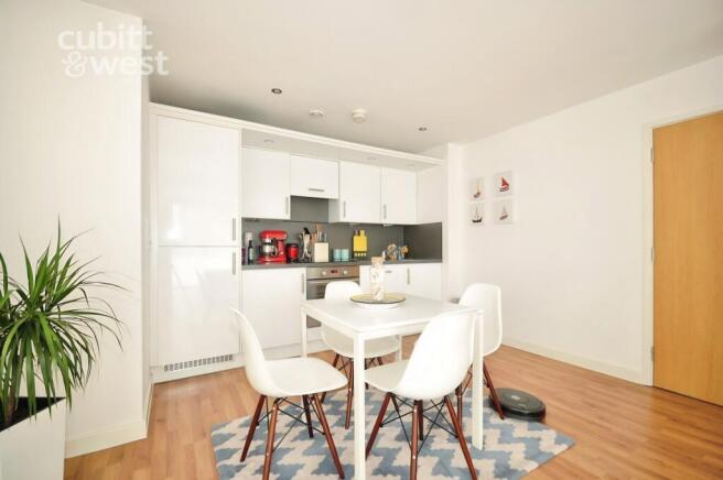 Kitchen/Dining Area