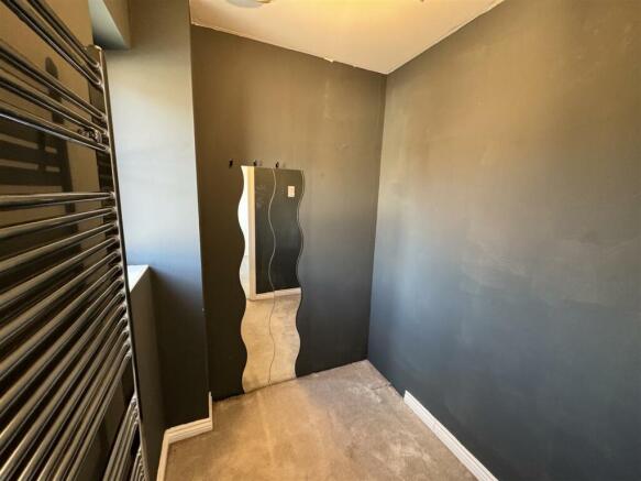 WALK IN STORAGE ROOM