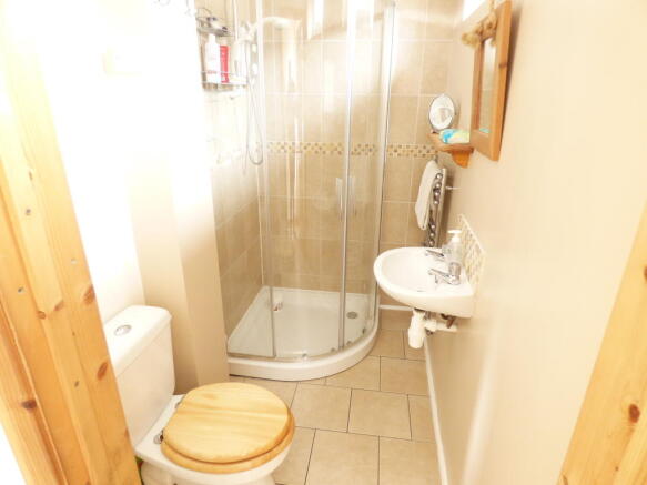 DOWNSTAIRS SHOWER
