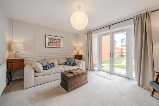 Living Room.jpg