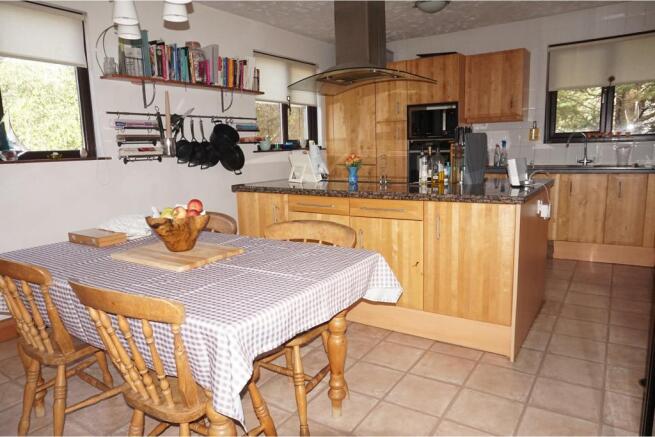 Kitchen / Breakfast