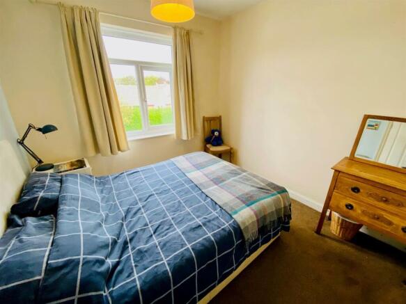 fountain street 16 bed 2.jpg