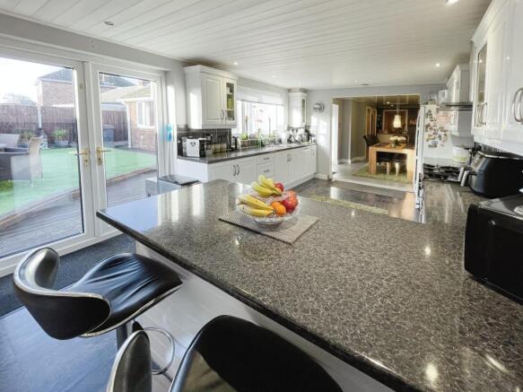 Breakfast/Kitchen