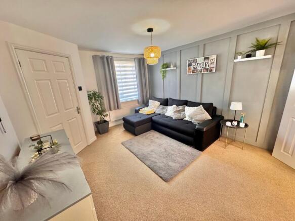 Dartington Way, Nuneaton, CV11 photo 4