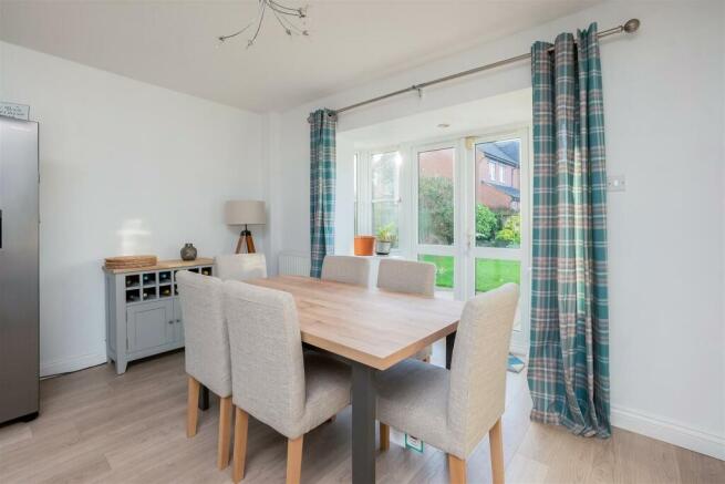 29 Stephenson Way-4.jpg