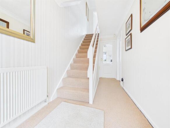 3 bed Detached for sale Image 11