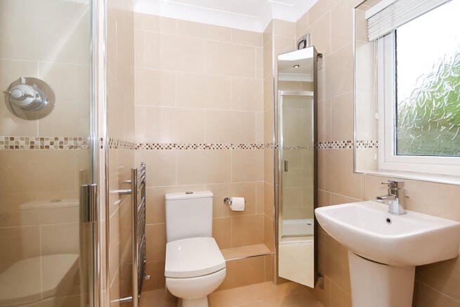 En-Suite 2