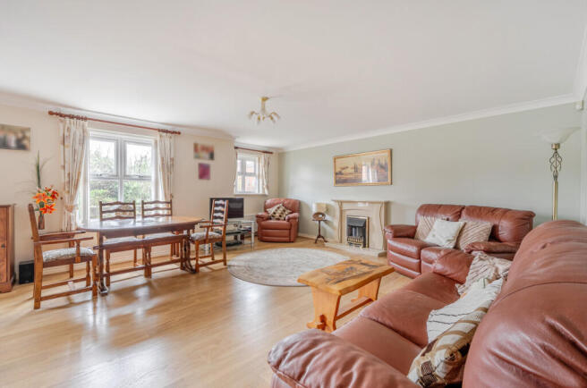 1436544-7-69ccf54...