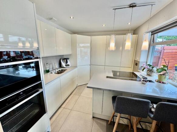Fitted Kitchen
