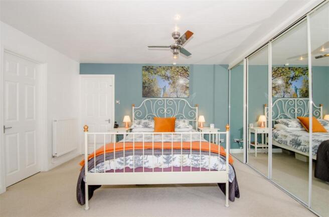 Henley Internal-10.jpg