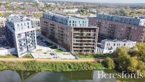Flat 3, 212, Wharf Road, Chelmsford CM2 6NF