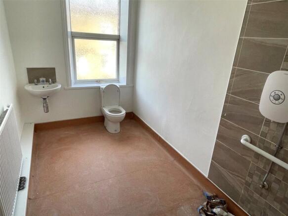 3 bed Terraced for sale Image 8