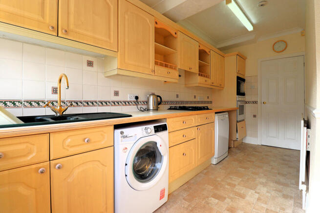3 bed Semi-Detached for sale Image 10