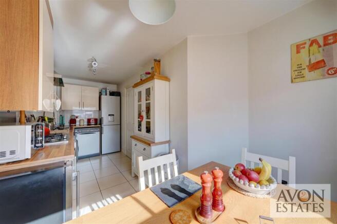 Kitchen Diner 1.jpg