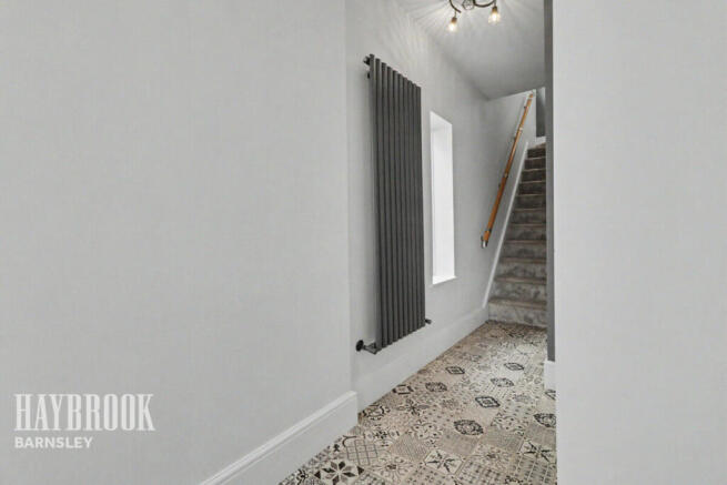 3 bed Semi-Detached for sale Image 5