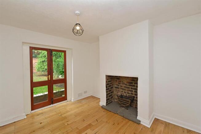 3 bed Semi-Detached for sale Image 4