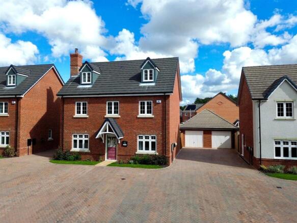 WhatsApp Image 2025-09-09 at 18.14.18_46879169.jpg