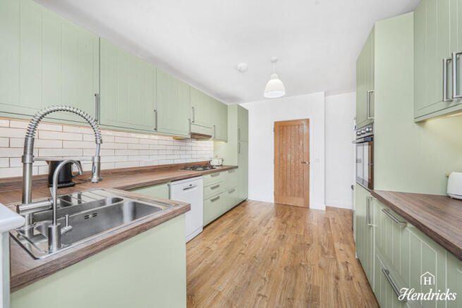 Carlingford Drive, Westcliff-on-sea, SS0 0 photo 4
