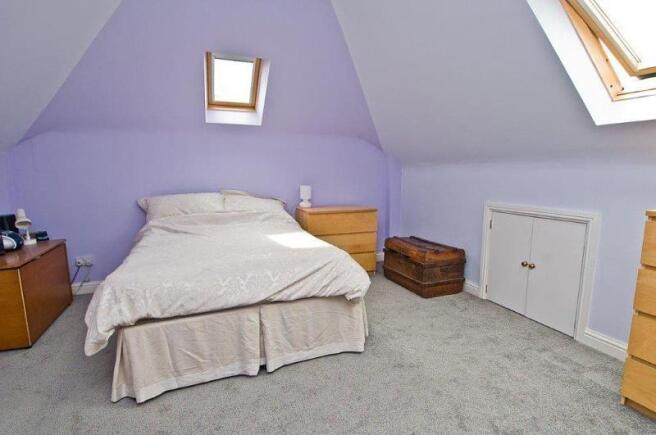 Guest bedroom