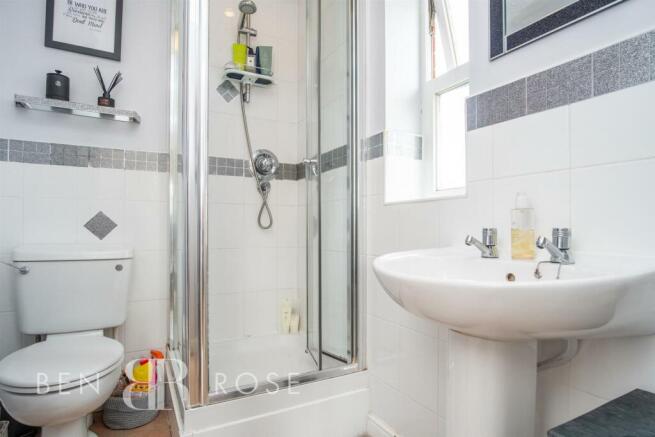 Master Ensuite