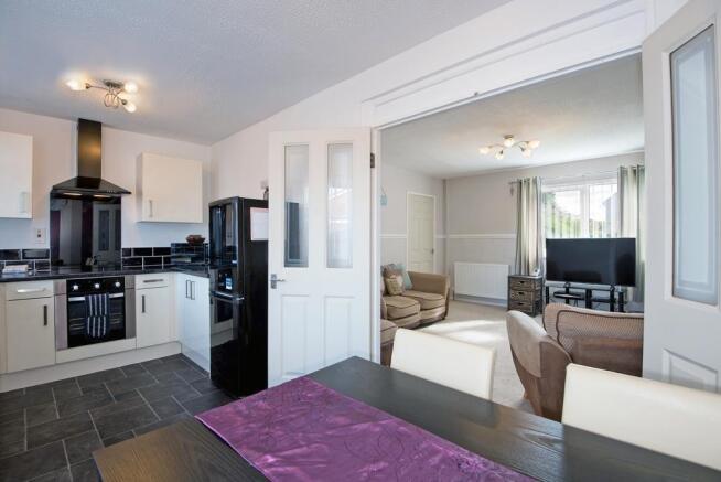 Kitchen Dining room