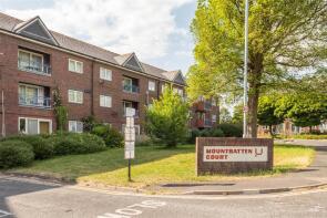 21, Mountbatten Court, Ingram Crescent East, Hove BN3 5LB