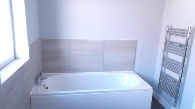 bathroom v2.JPG