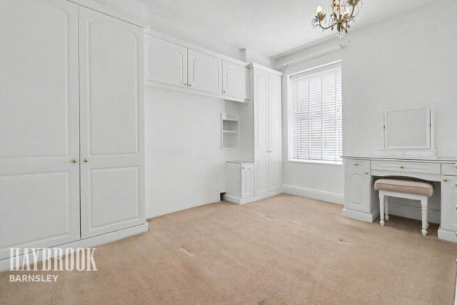 3 bed Terraced for sale Image 11