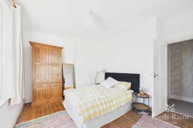 2 bed Terraced to rent Image 8