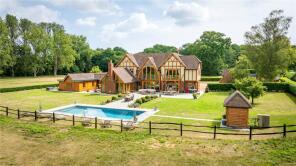 The Granary, Foxburrow Hill Road, Guildford GU5 0BP