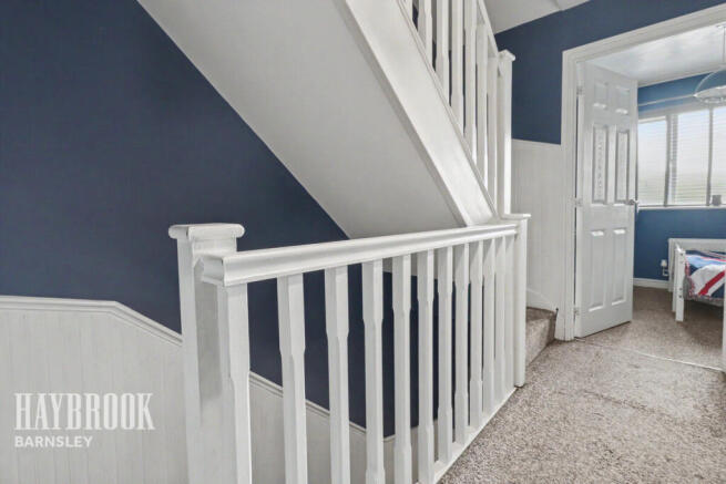 3 bed Semi-Detached for sale Image 12