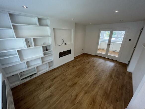 LOUNGE A
