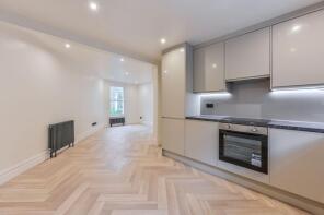 41, Heyford Avenue, London SW8 1EA