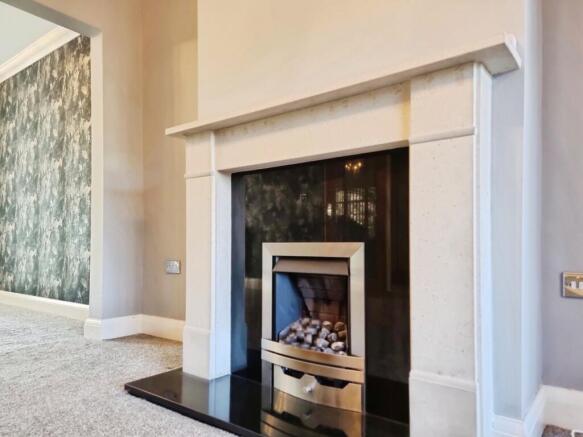 Manor Road, Barton-le-Clay, Bedfordshire, MK45 photo 4