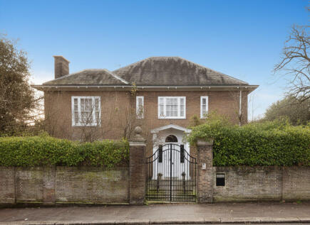 Hampstead Village, London, NW3