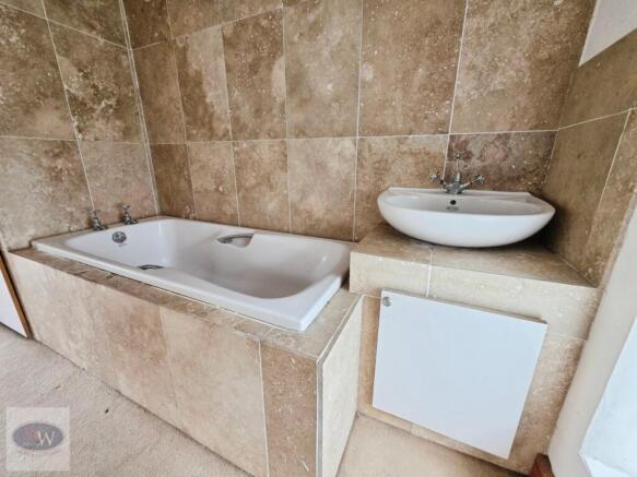 3 bed Cottage for sale Image 10