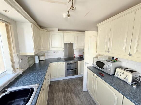 37 Airds Drive, Dumfries, DG1 4EW - Braidwoods Sol